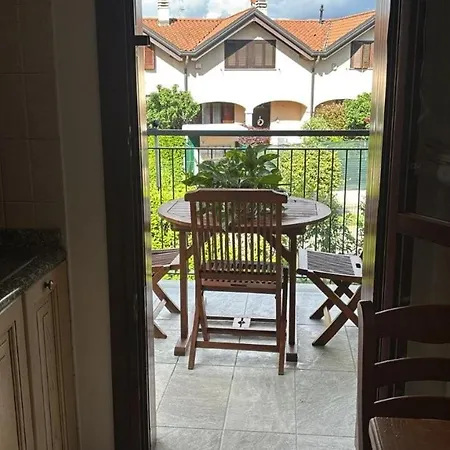 Gate - 10 Minuti Dal Centro Lucino